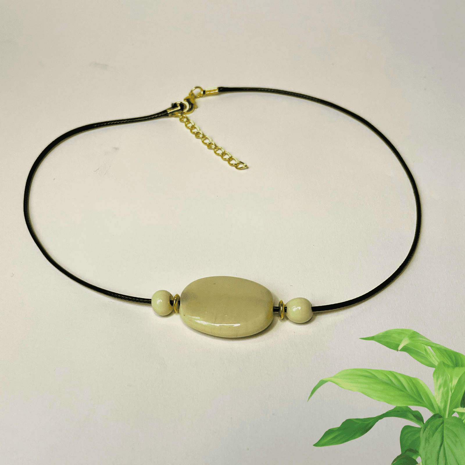 Ivory-style Pendant Necklace