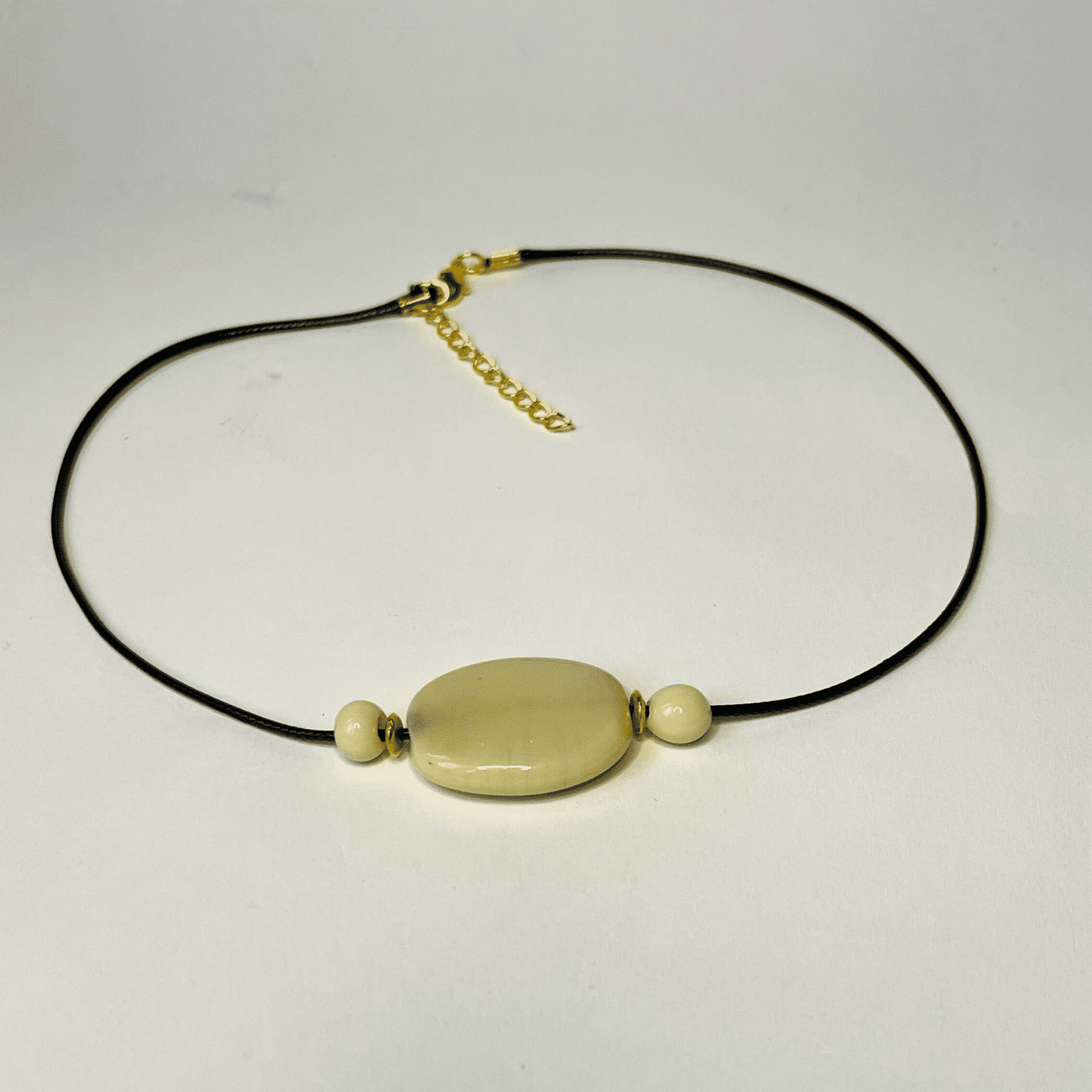 Ivory-style Pendant Necklace